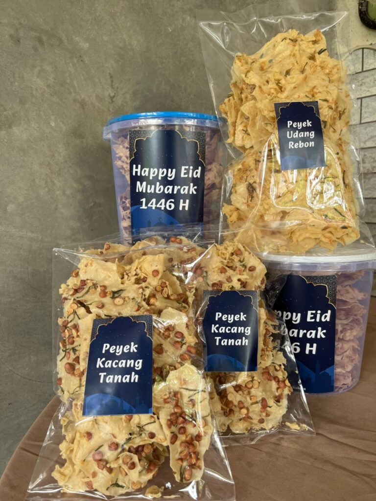 hampers oleh oleh peyek khas jogja mbah ibu