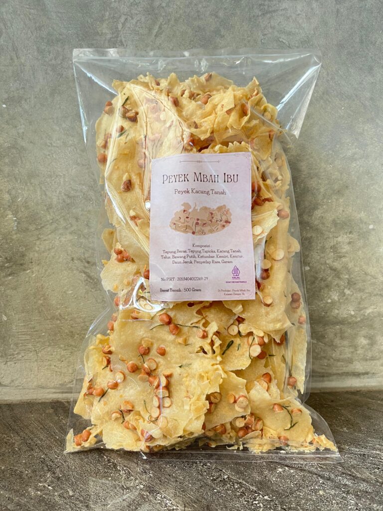 packing peyek kacang mbah ibu jogja